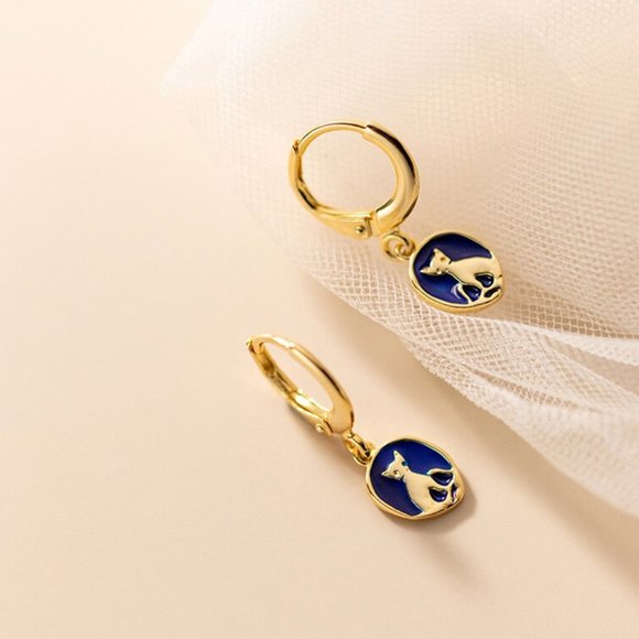 NEW Silver / Gold Cute Cat Ear Buckle Simple Temperament Earrings - Picture 4 of 8